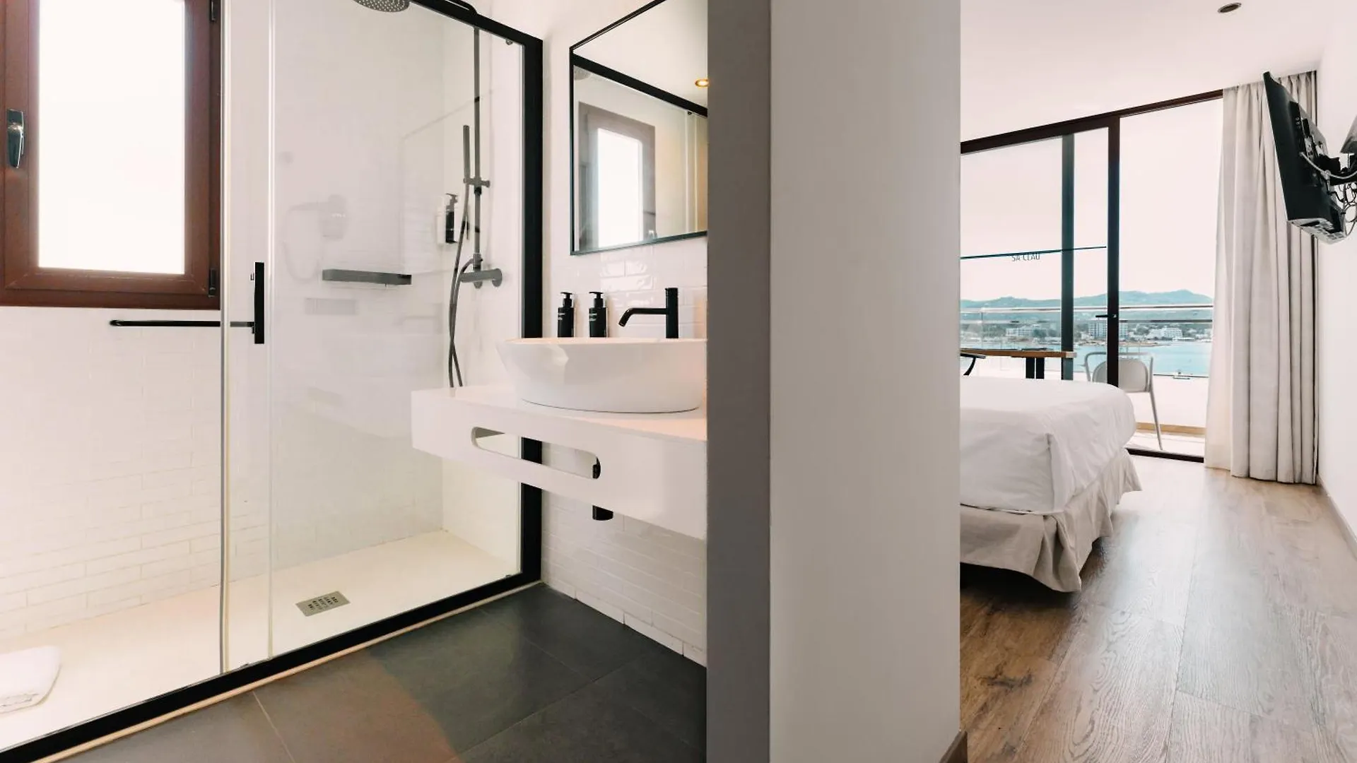 Hotel Sa Clau By Mambo San Antonio Abad