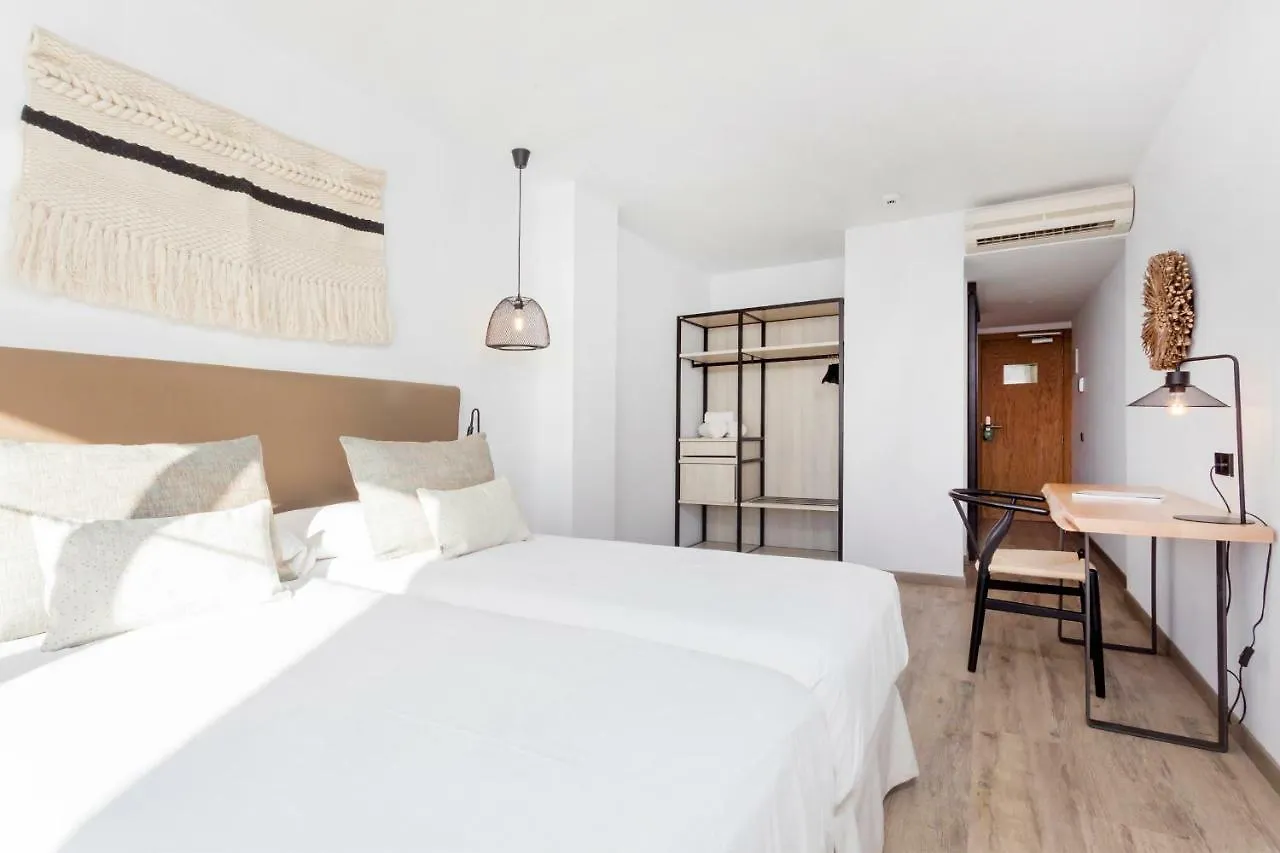 Hotel Sa Clau By Mambo San Antonio Abad