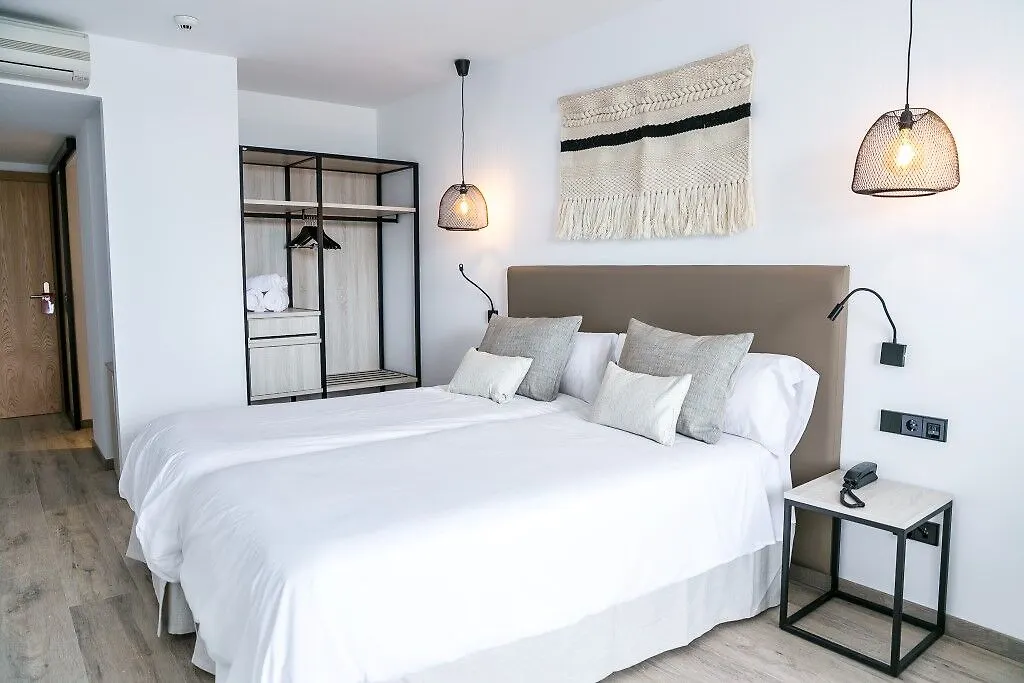 Sant Antoni de Portmany Hotel Sa Clau By Mambo Sant Antoni de Portmany