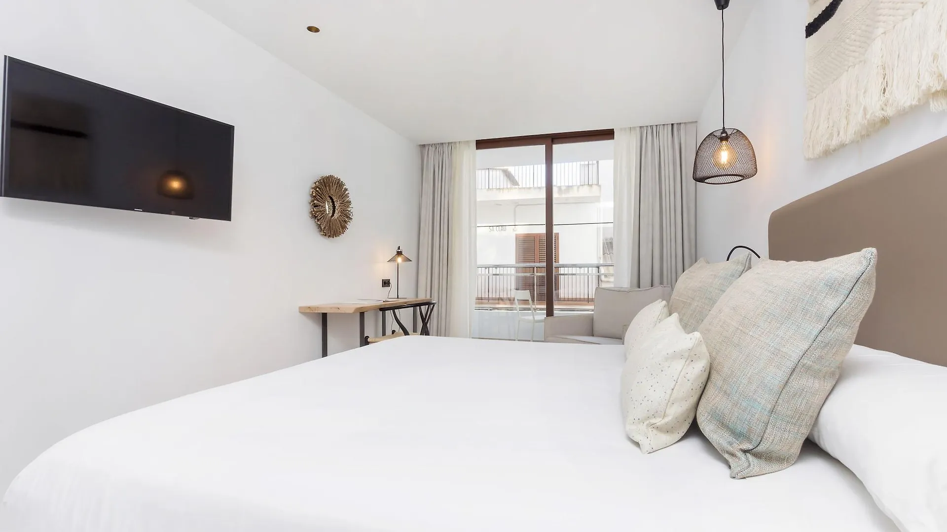 Hotel Sa Clau By Mambo San Antonio   San Antonio (Ibiza)